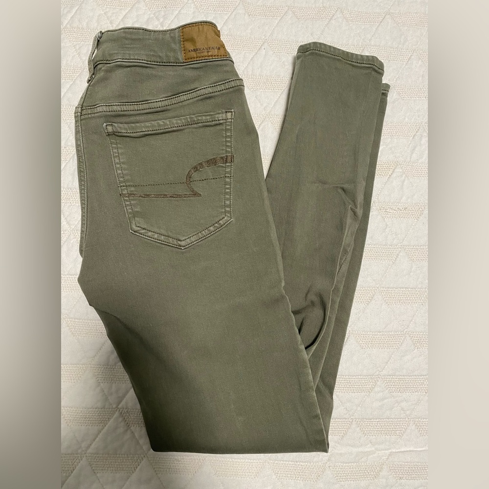 AEO Olive Super Stretch Jegging